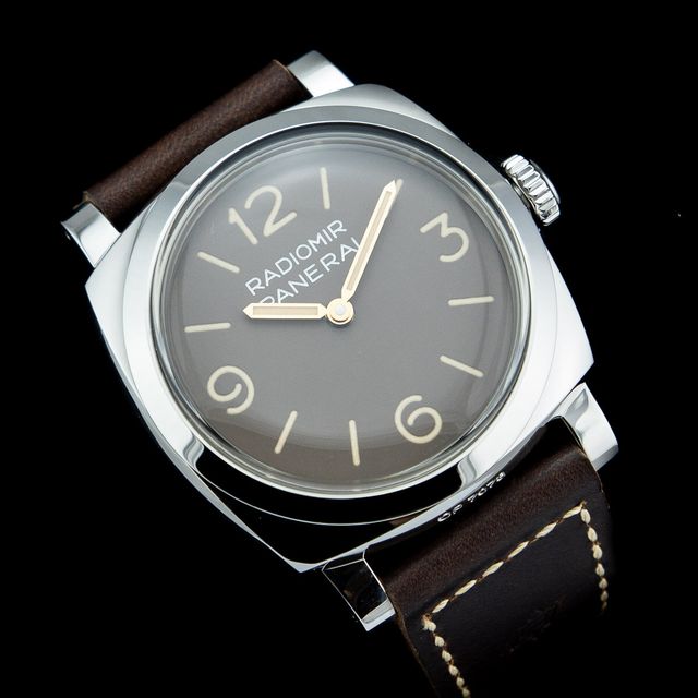 Panerai Radiomir 1940 3 Days PAM00662 Image 2